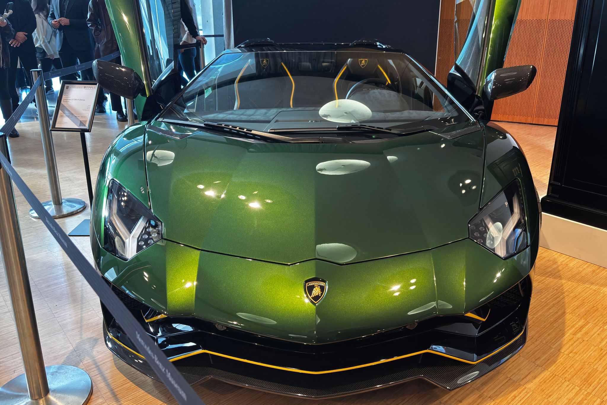 Lamborghini Aventador LP 780-4 Ultimate Roadster